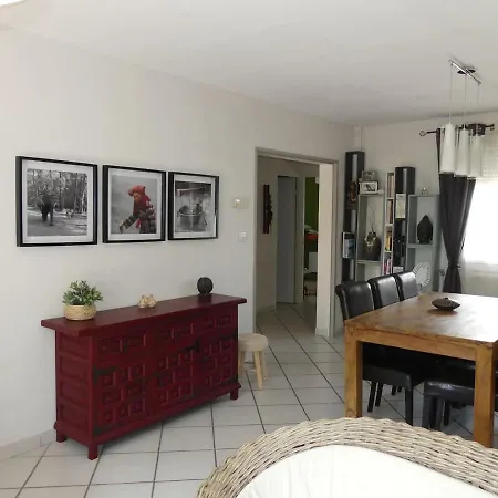 Valence, Jolie Maison Avec Jardin Villa