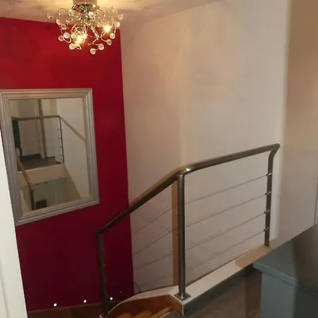 Valence, Jolie Maison Avec Jardin
